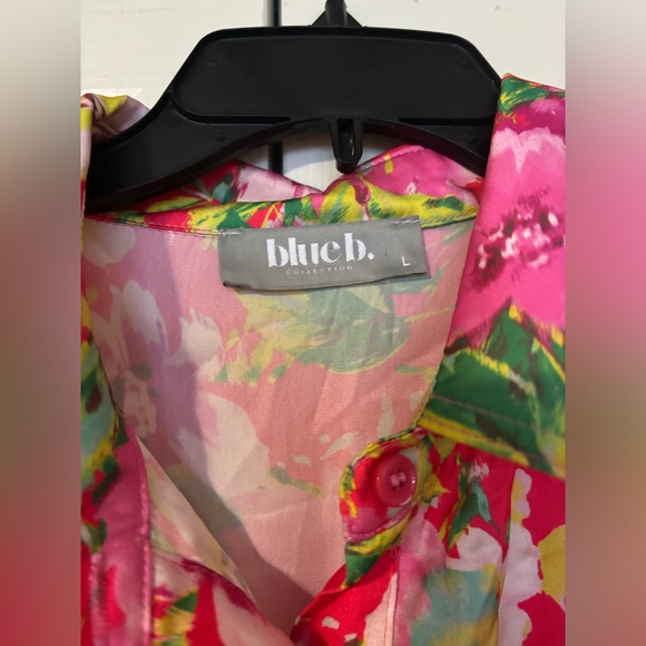 Beautiful Flower Print Button Up Tie waist dress 👗 - Picture 4 of 8